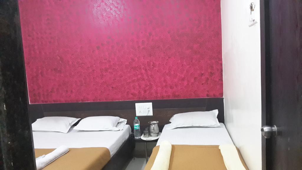 Hotel Sai Galaxy Inn Shirdi Eksteriør billede