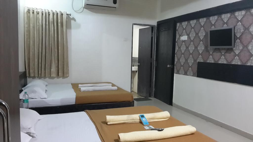Hotel Sai Galaxy Inn Shirdi Eksteriør billede